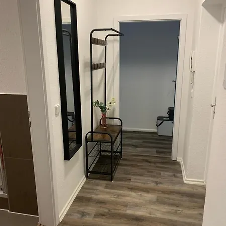 40 Qm Appartment Parkplatz, Balkon,Netflix, Prime Chemnitz Extérieur photo