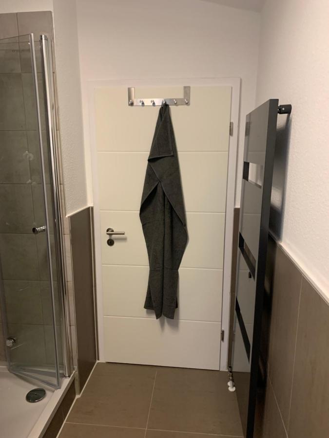 40 Qm Parkplatz, Balkon,netflix, Prime * Chemnitz