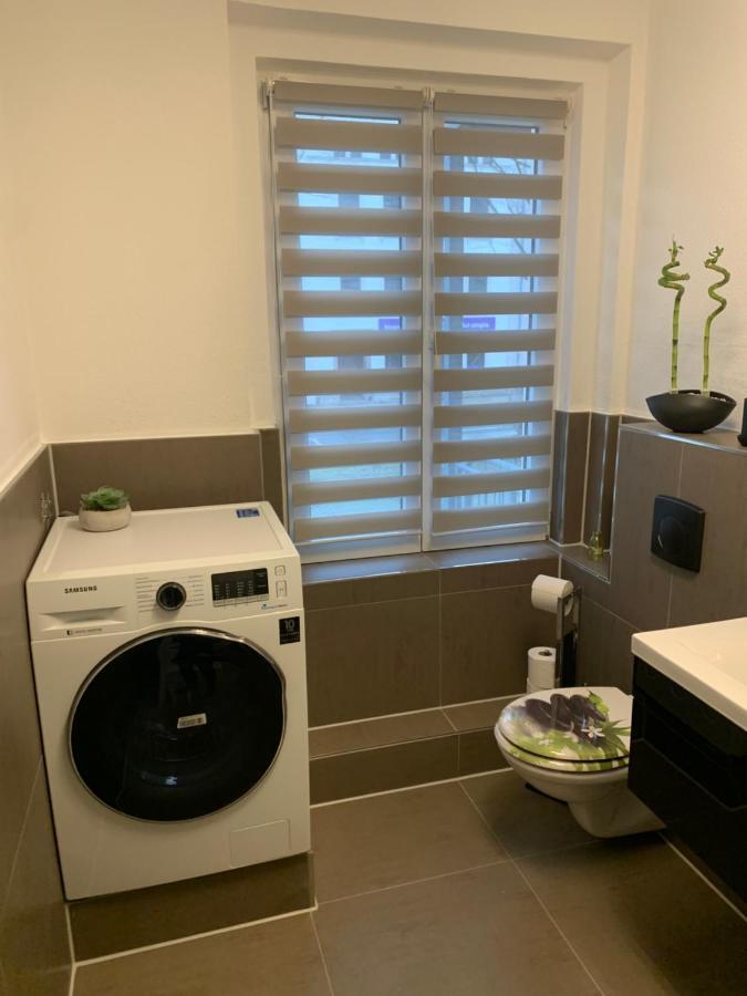 40 Qm Parkplatz, Balkon,netflix, Prime